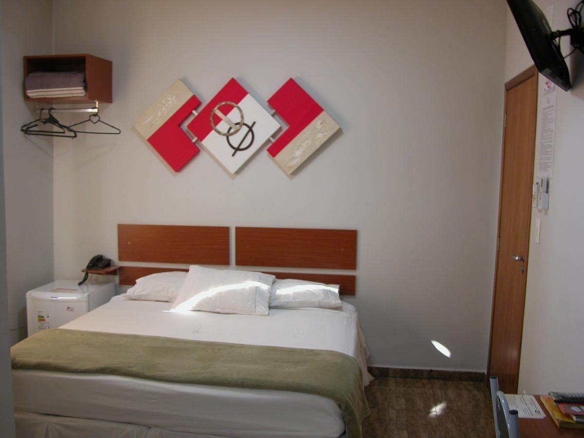 Hotel Avenida Tupã Екстериор снимка